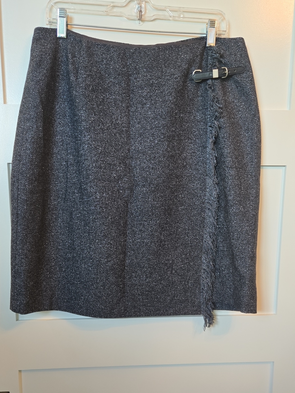 Anne Klein Navy Tweed Wrap Skirt with Fringe Buckle Detail 14